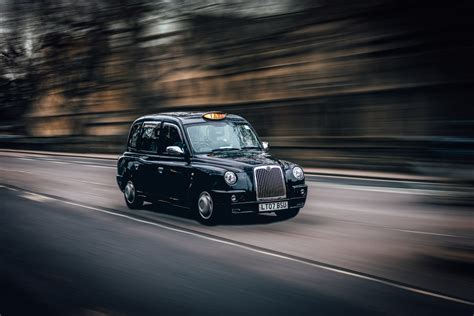 Tips For Choosing the Right Cab Service | by Susan Davd | Medium