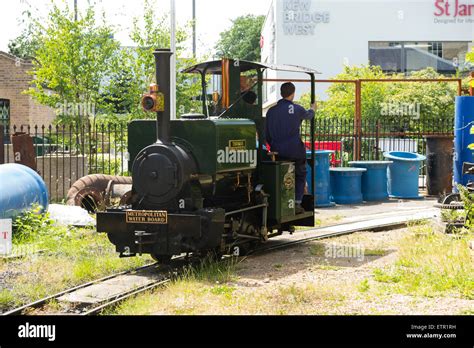 Miniature Model Narrow Gauge Locomotive Railway Steam Train And