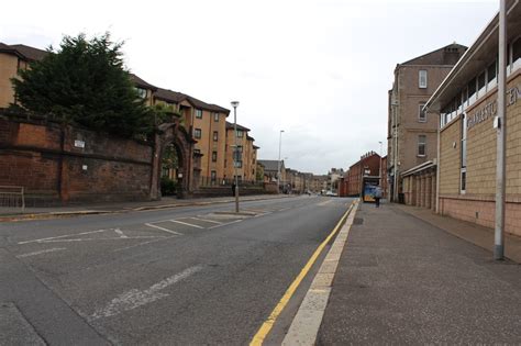 Neilston Road Paisley Billy Mccrorie Cc By Sa Geograph