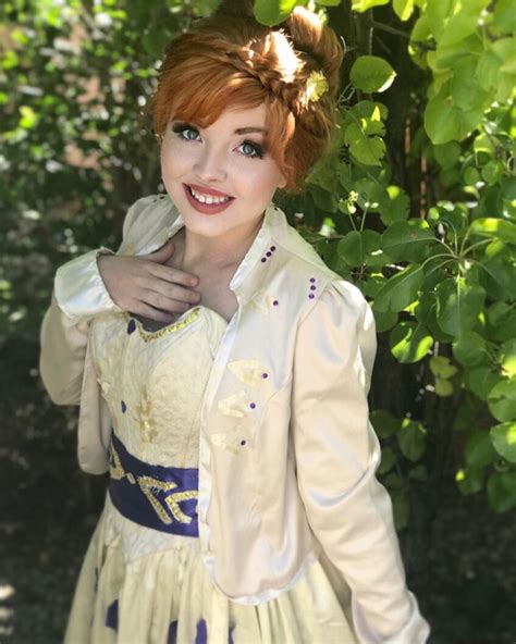 Frozen 2 Anna Cosplay By Clumsyanna19 On Deviantart