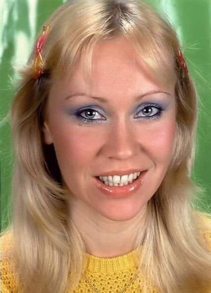 Pin By Rickey Long On Agnetha F Ltskog Anna Abba Outfits Agnetha F Ltskog Blonde Singer
