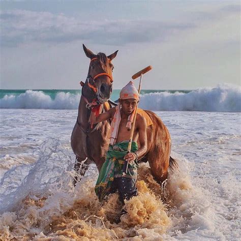 Pantai Nihiwatu Di Sumba Wajib Kamu Kunjungi Kalau Liburan Ke Sumba