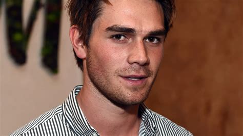 Is KJ Apa Gay Riverdales Actor S Real Sexuality