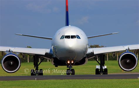 N810NW Airbus A330 323E Delta Air Lines Dublin 5 10 2016 Ken Meegan