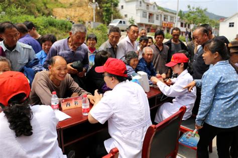 “中医送温暖健康进乡村”义诊活动金寨县中医医院