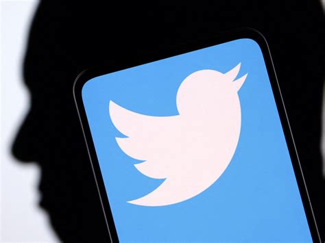 Some Twitter Users Unable To Post As Platform Hit By Glitch
