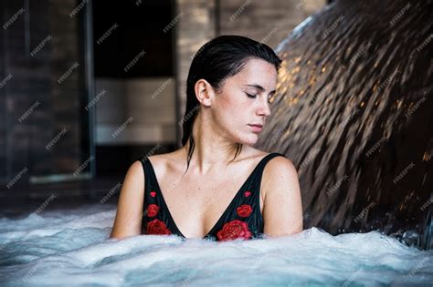 Free Photo Spa Concept With Woman Relaxing In Water