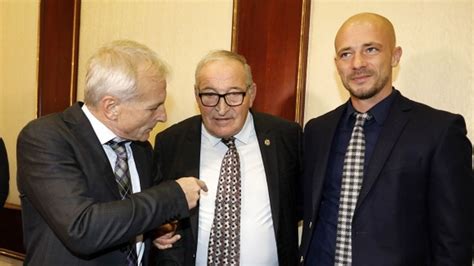 Димитър Пенев засипа с похвали Валентин Антов