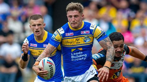 Super League Grand Final: Leeds Rhinos' Liam Sutcliffe aims to end time ...