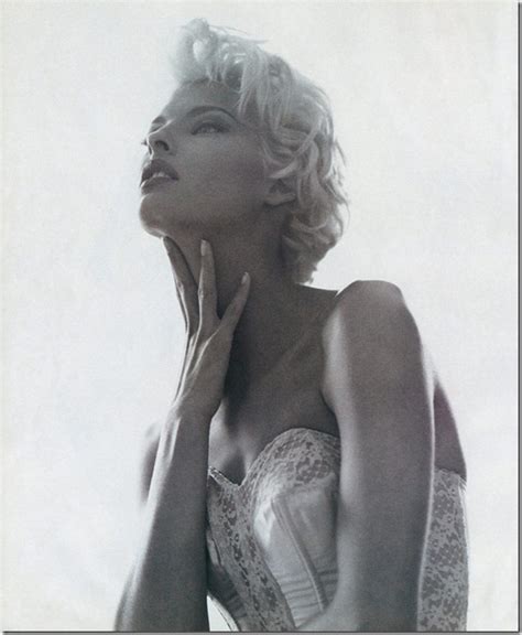 Best Bikini Photos Linda Evangelista