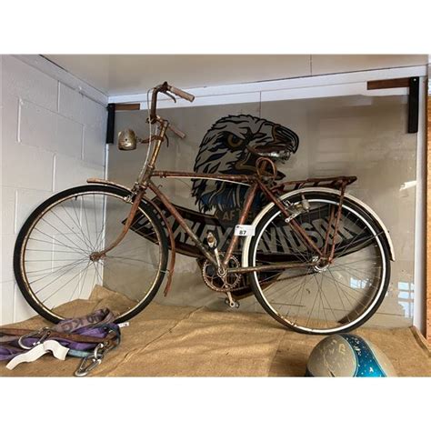 ANTIQUE BICYCLE