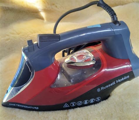 Russell Hobbs One Temperature Iron 220V Orig Price P4345 TV Home