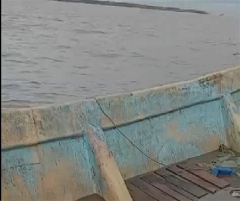 Barco à Deriva No Pará Vídeo Mostra Resgate De Embarcação Achada Com Corpos Em Decomposição