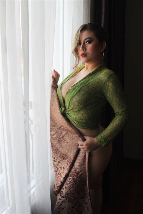 Kebaya Hijau Brukat Fjpfet5vuaaefak Porn Pic Eporner