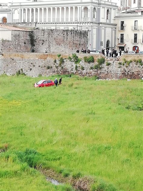 ULTIM ORA IL VIDEO E LE FOTO TRAGEDIA SFIORATA A CAPUA Perde Il