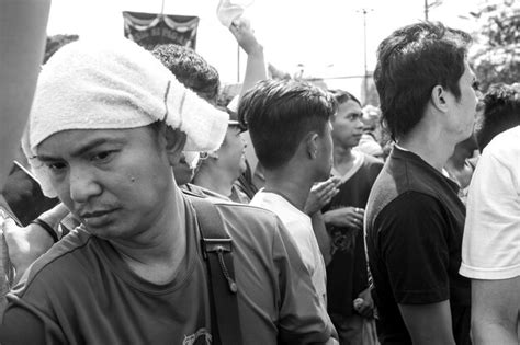 Premium Photo | Crowd in city