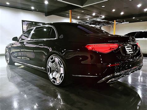 2022 Mercedes Maybach S580 Sitting On Custom Wheels