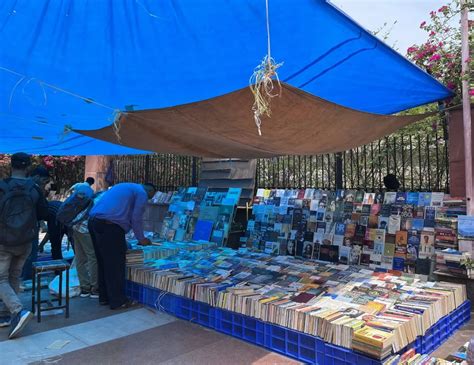 A Day in the Life of Delhi’s Sunday Book Market – Adarsh Badri