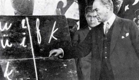 Atatürk ün kişisel özelliklerinden birini anlatan bir fotoğraf bulup