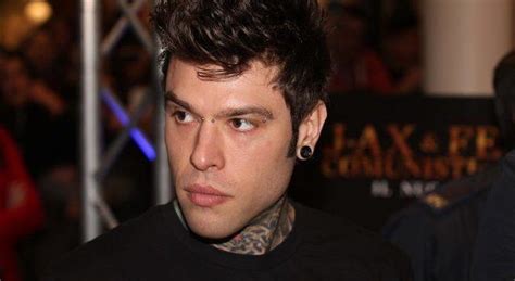 Fedez Salta L Ospitata In Tv Da Cattelan La Rai Dice No Al Rapper Per