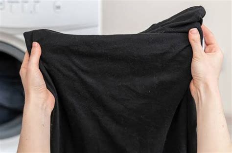 Cara Mencuci Baju Hitam Agar Tidak Cepat Pudar 1 Bahan Ini Wajib