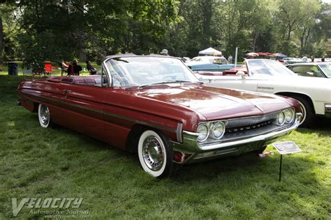 1961 Oldsmobile Super 88 Starfire Convertible Pictures