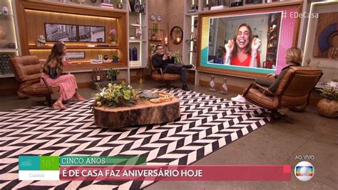 Apresentadores Comemoram Os Anos Do De Casa E Agradecem Ao