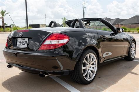 27k Mile 2005 Mercedes Benz Slk350 6 Speed For Sale On Bat Auctions