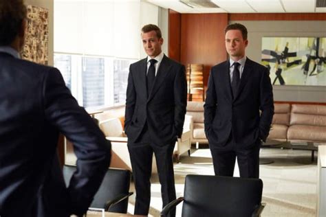 Harvey and Mike - Suits Season 5 Episode 1 - TV Fanatic