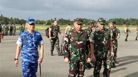 Tiba Di Merauke Panglima TNI Subianto Tinjau Lahan Food Estate 1 000