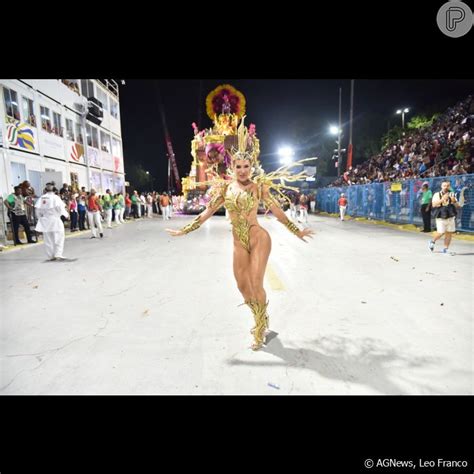 Carnaval Sem Tapa Sexo Lore Improta Desfilou Como Musa Da