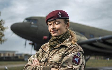 Private Carter Becomes First Female Soldier To Pass Ultimate Army