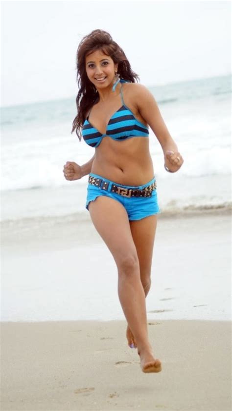 Lisa Haydon Hot Photos