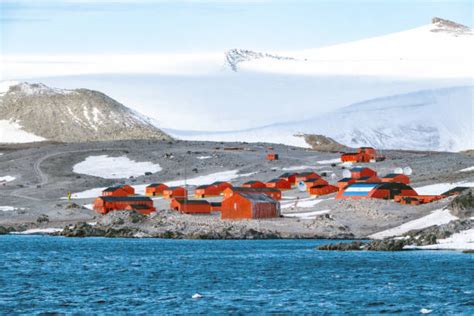 Houses In Antarctica Pictures Stock Photos Pictures And Royalty Free