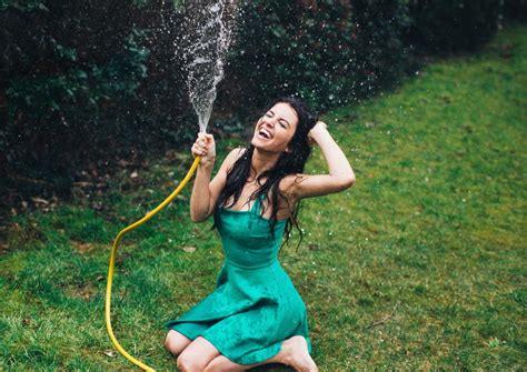 Wallpaper ID 1359697 Model Brunette Face 720P Women Outdoors