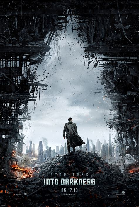 Star Trek Into Darkness Poster Released » Fanboy.com