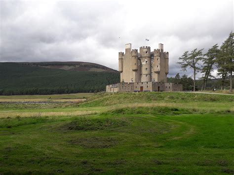 Braemar Castle | Braemar castle, Scottish castles, Castle