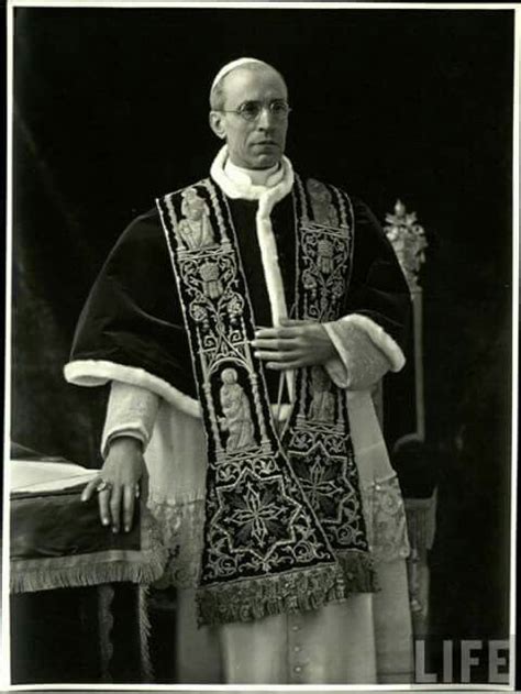 Papa Pío X II Catholic popes Pope pius xii Pope pius xi