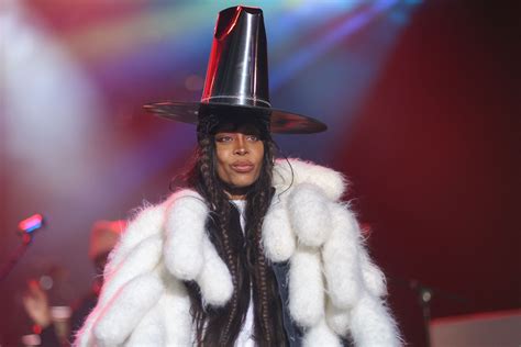 Erykah Badu Says She Thinks Conservatives Use The Term Woke When They