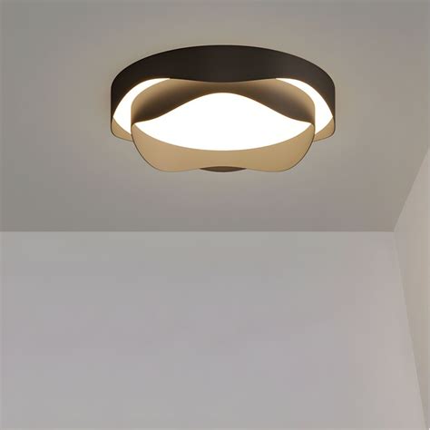 Modern Metal Flush Mount Flower Shape LED Ceiling Light With Acrylic