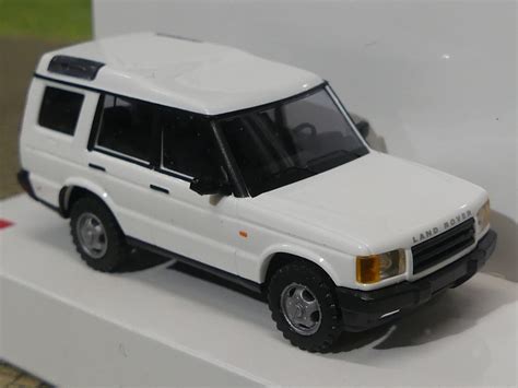 Modellspielwaren Reinhardt 1 87 Busch Land Rover Discovery weiß 51902