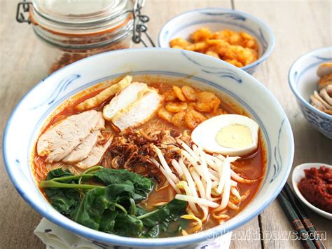 Penang Prawn Mee Hokkien Mee Bake With Paws