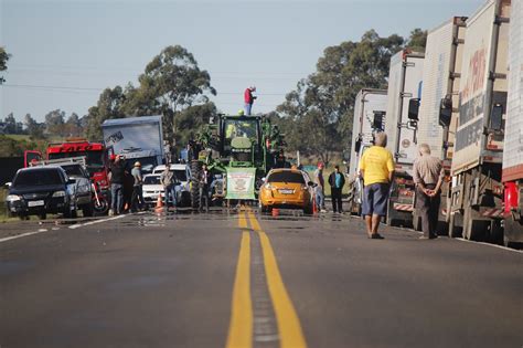 Coisas Que Dever Amos Aprender A Greve Dos Caminhoneiros Por