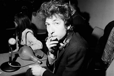 Bob Dylan Wins Nobel Prize In Literature Bob Dylan Bob Nobel Prize