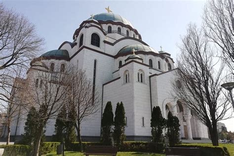 Divna Ljubojević peva Vaskršnju Liturgiju | Kaleidoskop