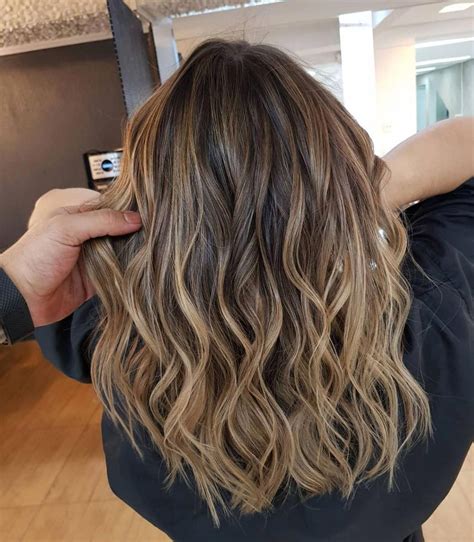 50 Ideas For Light Brown Hair With Highlights And Lowlights In 2020 Brown Blonde Hair Light