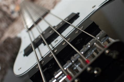 Step By Step Guide On How To String A Bass Guitar Strings And Beyond