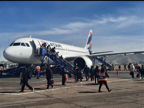 Juliaca Aeropuerto reinició sus vuelos comerciales luego de más de 3