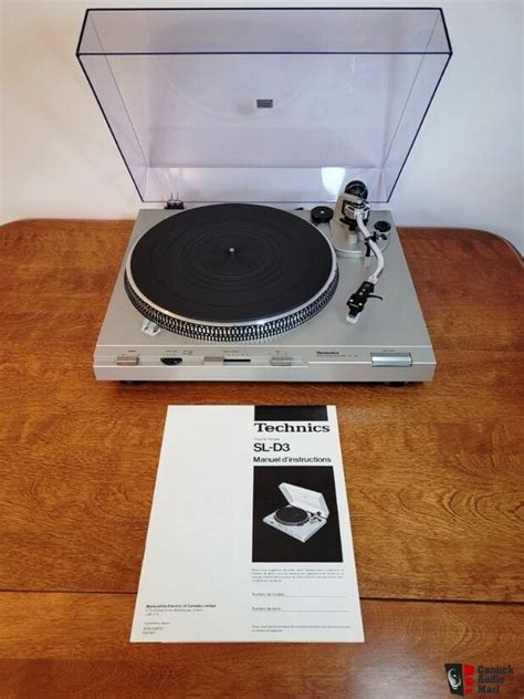 Top Of The Line Technics SL D3 Full Automatic Turntable For Sale