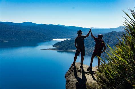 How To Pack For Your Lake Waikaremoana Guided Walk Walking Legends